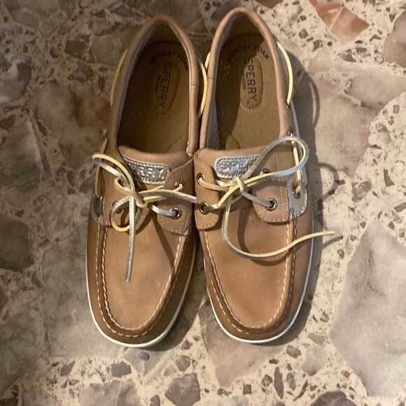 Sperry Shoes - Sperry Blue fish Boat Shoe's, Size 7.5, Tan